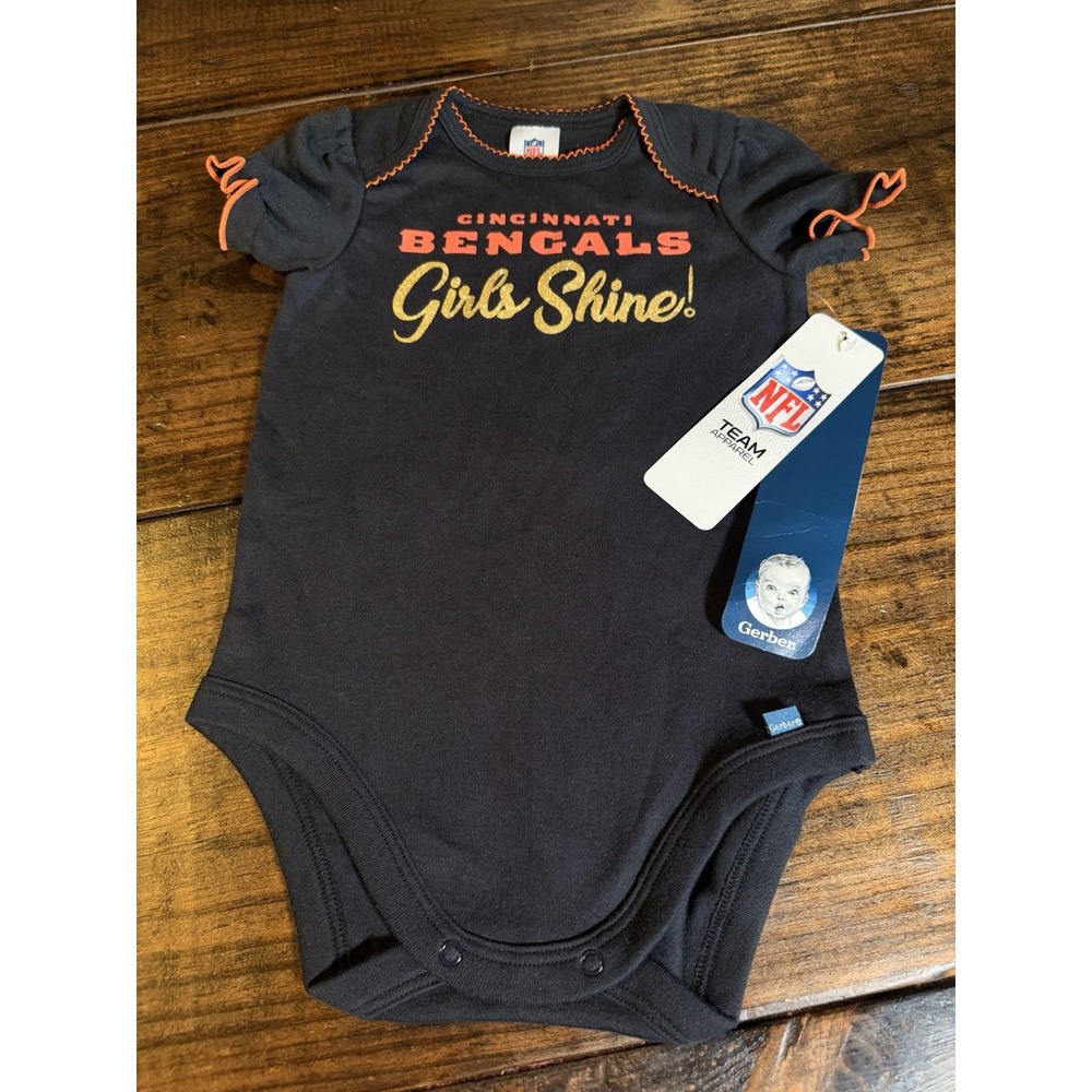 Cincinnati Bengals Baby Girl 6-12M Gerber Onesies NFL Girls Shine NWT